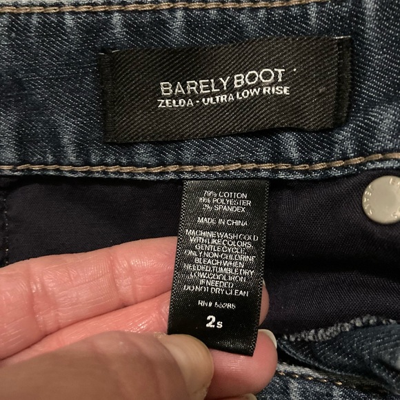 Express Barely Boot Low Rise Jeans Size 2 - Picture 6 of 13